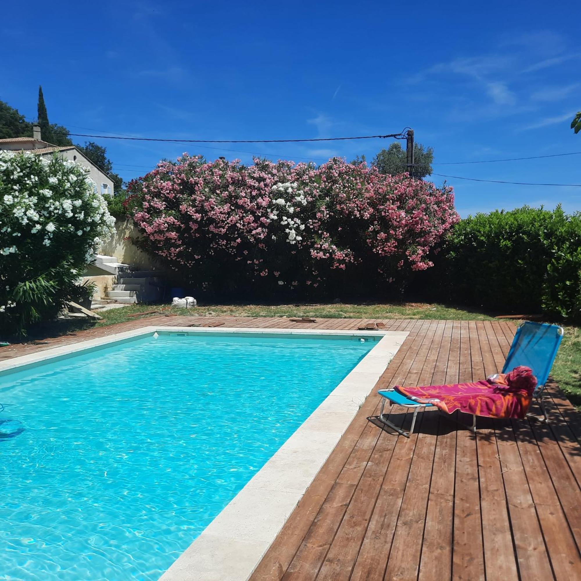 Au Fil De Soi Villa Saint-Julien-de-Peyrolas Eksteriør billede